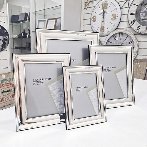 🖼️ Cadre Photo Moderne Plaqué Argent – Finition Brillante