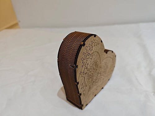 Traillerie / شقاقة للاطفال